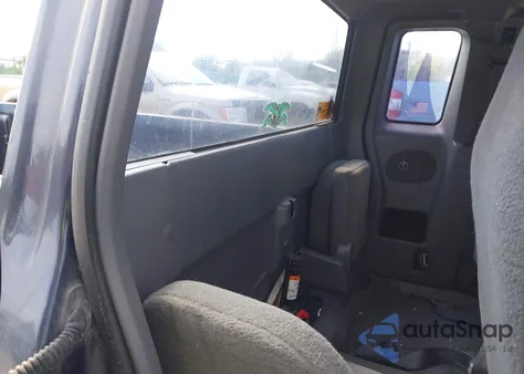 2000 Ford Ranger Xl/Xlt z USA, uszkodzony, nr VIN 1FTZR15V0YTB32158